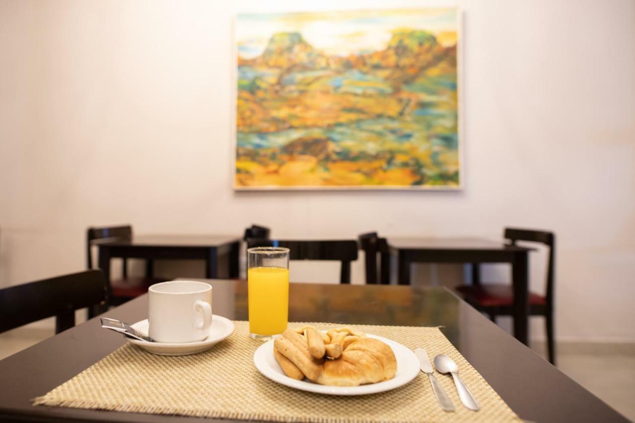 Hotel Solano Santiago del Estero Extérieur photo