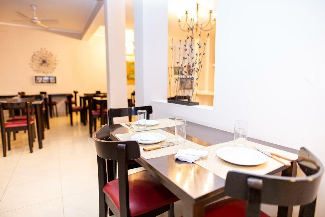Hotel Solano Santiago del Estero Extérieur photo